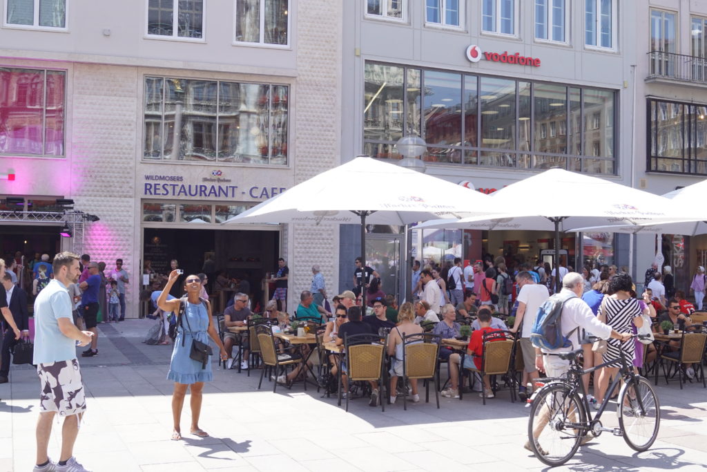 Frotalansicht Wildmosers Restaurant-Cafe am Marienplatz