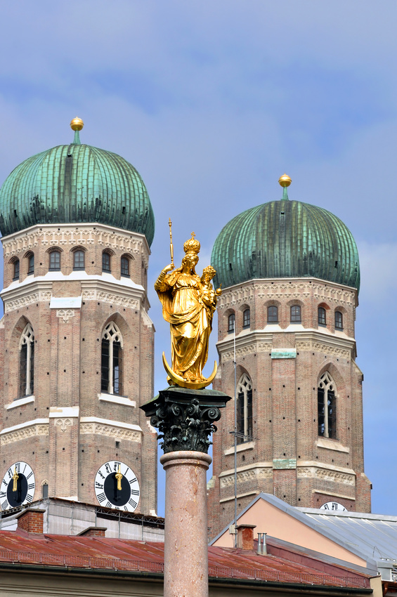 Mariensäule und Frauenkirche am Marienplatz