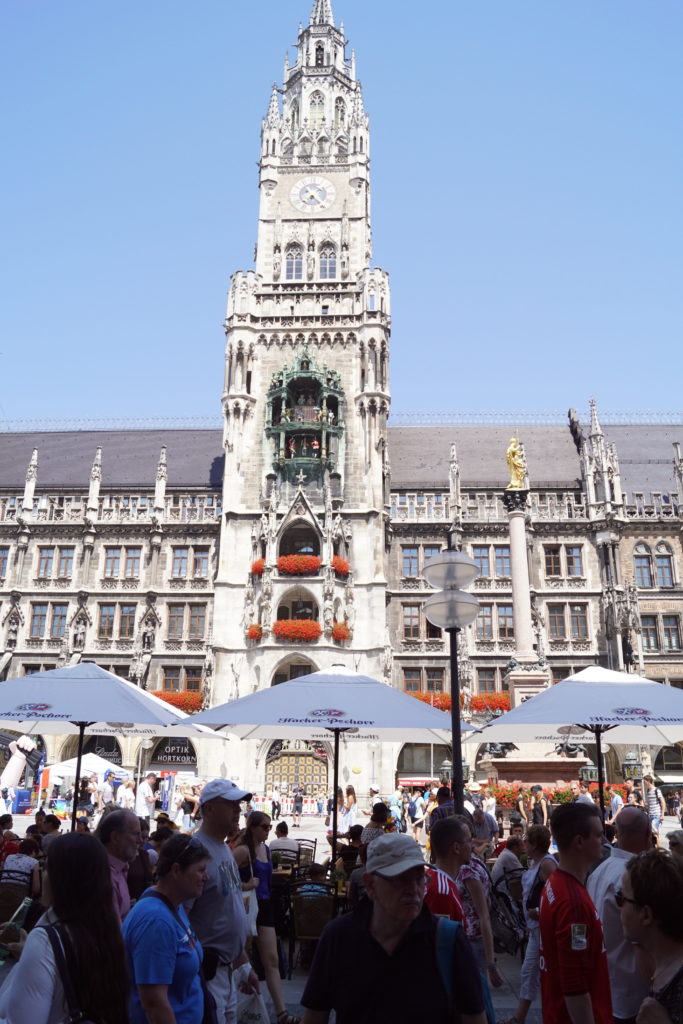 Blick auf das Rathaus in München, Marienplatz